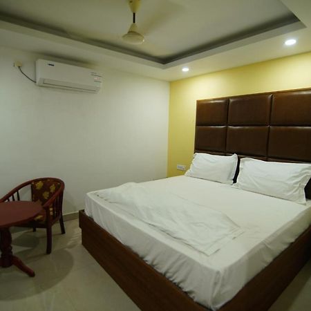 Siriki Resorts Srungavarapukota Ngoại thất bức ảnh