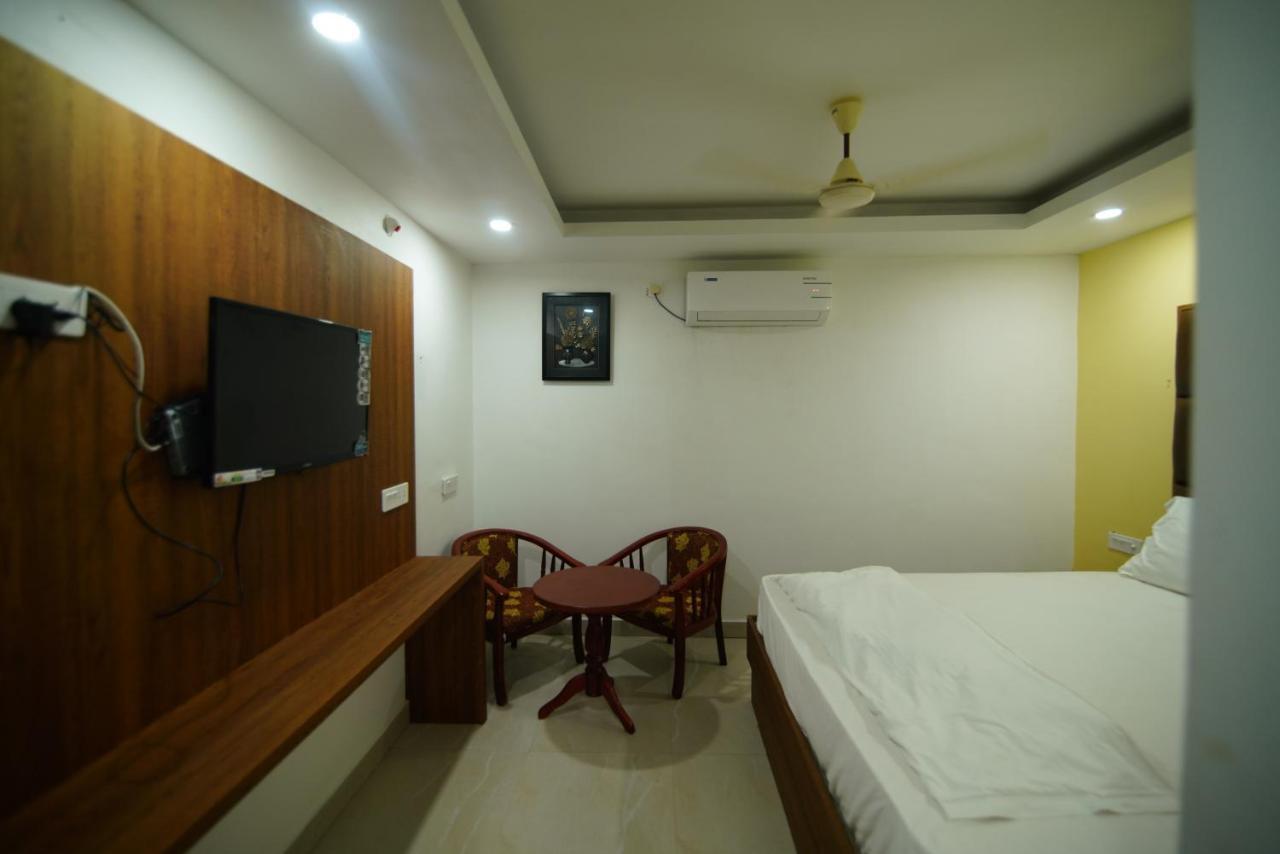 Siriki Resorts Srungavarapukota Ngoại thất bức ảnh