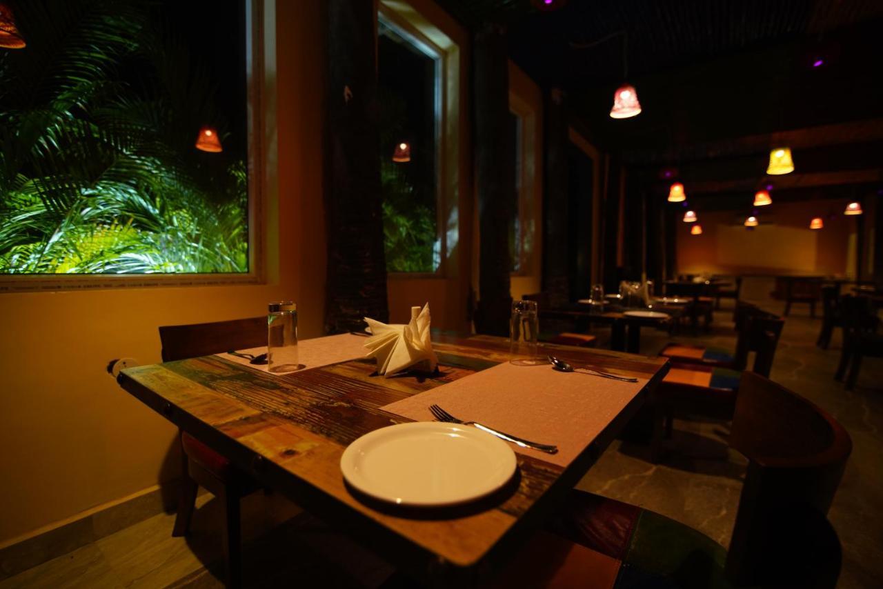 Siriki Resorts Srungavarapukota Ngoại thất bức ảnh